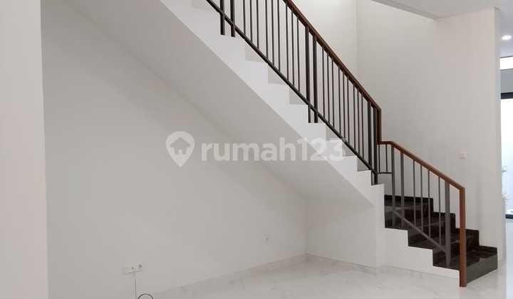 New 2-Story House in Mekar Wangi, 3-Car Wide Street 2