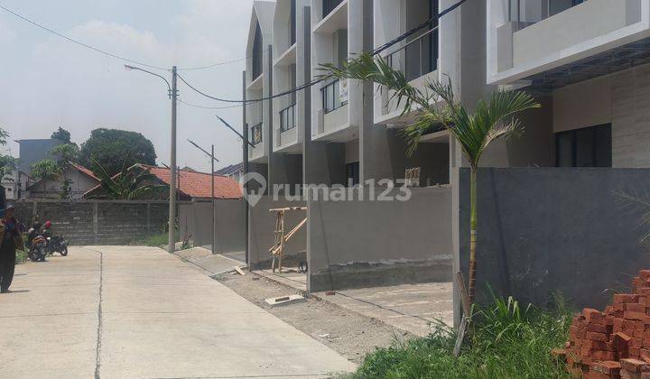 Rumah Baru 2 Lantai Paling Murah di Batununggal Indah Bandung 2