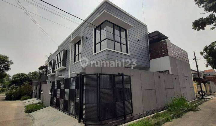 Rumah Baru Modern Minimalis di Taman Holis Indah Kopo 2