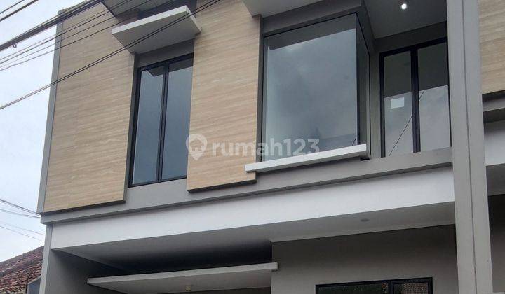 Jarang Ada Rumah Baru 2 Lantai dekat Paskal 23 Dan Bandara Husen 1