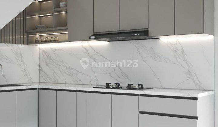 Rumah Baru Kitchen Set Luxury di Singgasana Pradana Tengah 2