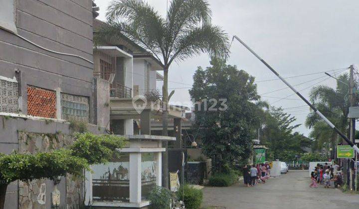 Rumah Bagus Hook Luas di Dekat Gerbang Tol Pasteur 2