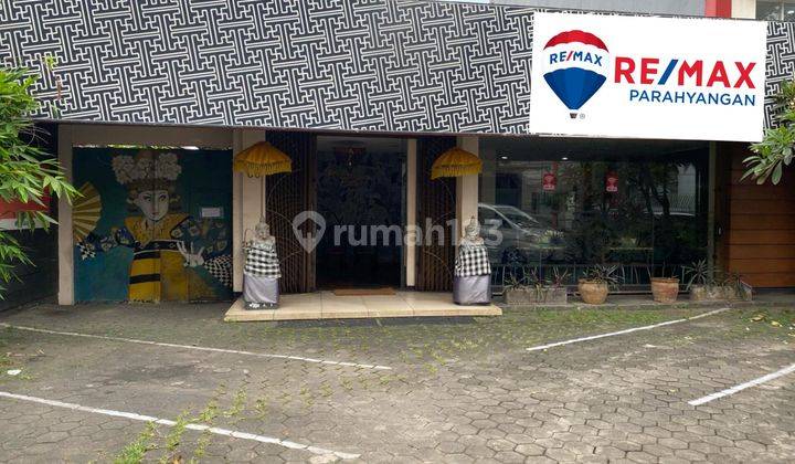 Ruang Usaha Strategis Luas di Mainroad Cihampelas Bandung 1