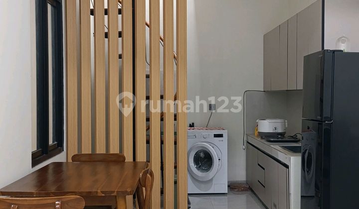Jarang Ada! Rumah Baru Renovasi dan Furnished di Batununggal Indah Estate