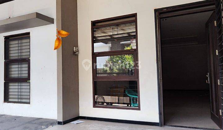 Rumah 2 Lantai Luas Jalan 3 Mobil Di Mekarwangi Tengah 1