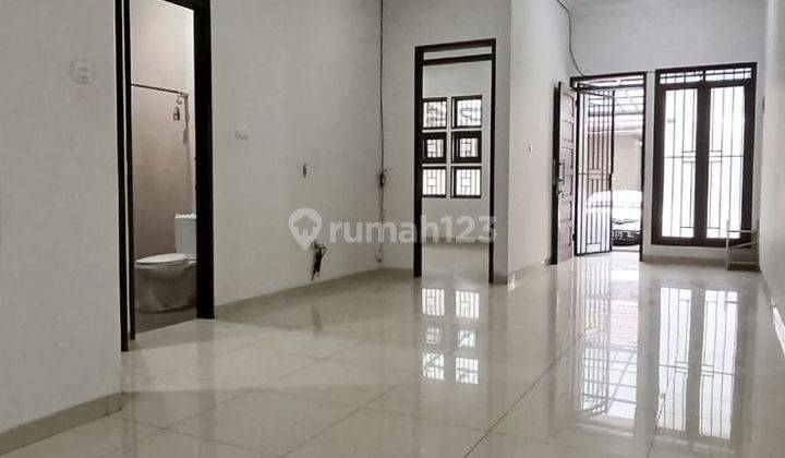 Disewakan Rumah Bagus Mekar Wangi Depan Dekat Yogya Dan Bca 1
