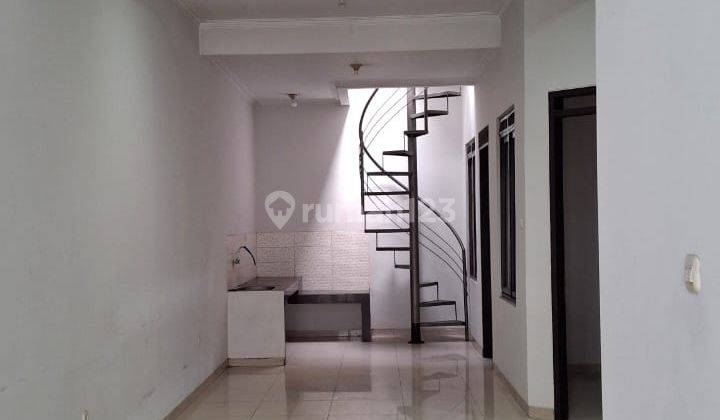 Disewakan Rumah Bagus Mekar Wangi Depan Dekat Yogya Dan Bca 2