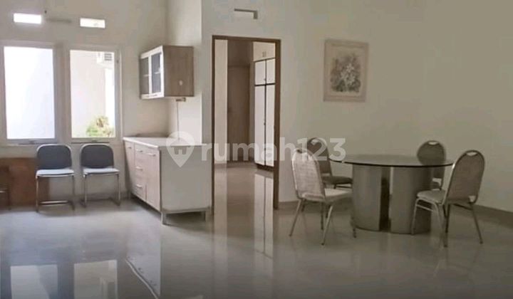 Rumah Luas Bagus Sudah Renovasi di Batununggal Lestari