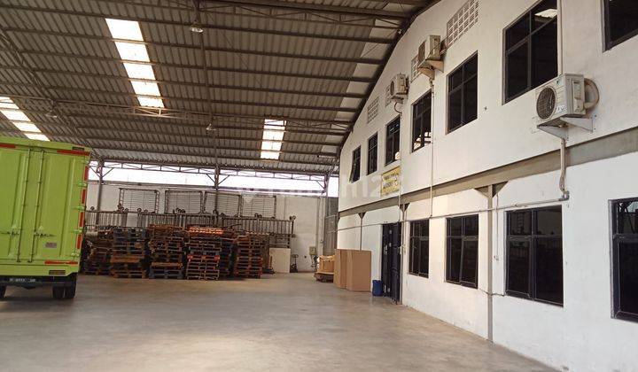 Sewa Gudang Full Bangunan Taman Kopo Masuk Container 40 Wing Box 1