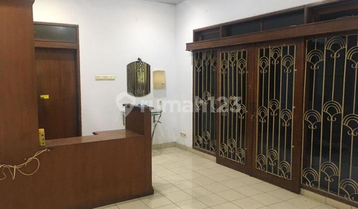 Rumah Besar Disewakan Di Batununggal Indah 2