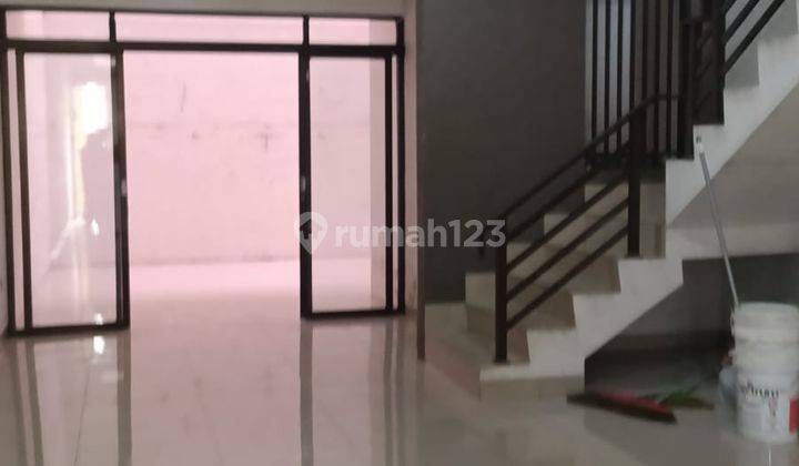 Ruko Disewakan Di Mekarwangi Sebelah Yogya Supermarket 2