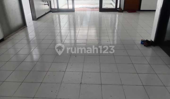 Rumah Disewakan Lokasi Strategis Bisa Untuk Usaha 2