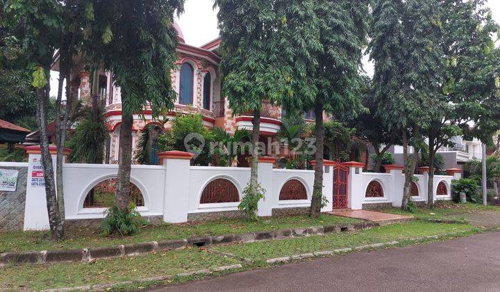 Disewakan Rumah Mewah 2 Lantai di Giri Loka 3, BSD 3