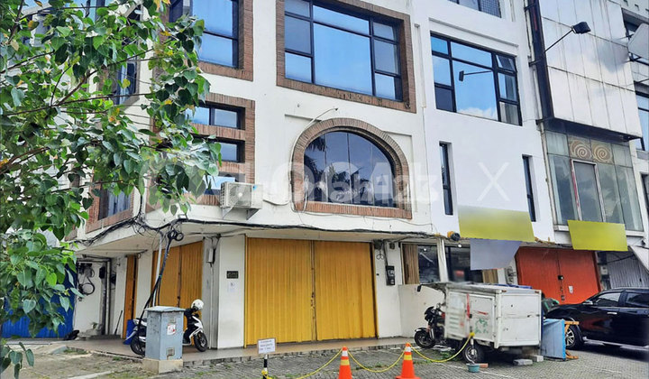 Ruko Kelapa Nias Raya Kelapa Gading, Jakarta Utara