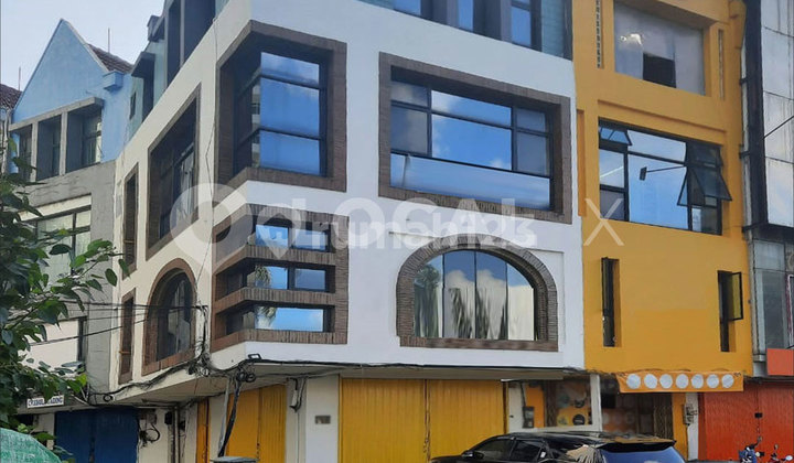 Ruko Kelapa Nias Raya Kelapa Gading, Jakarta Utara Ruko Kelapa Nias Raya Kelapa Gading, Jakarta Utara