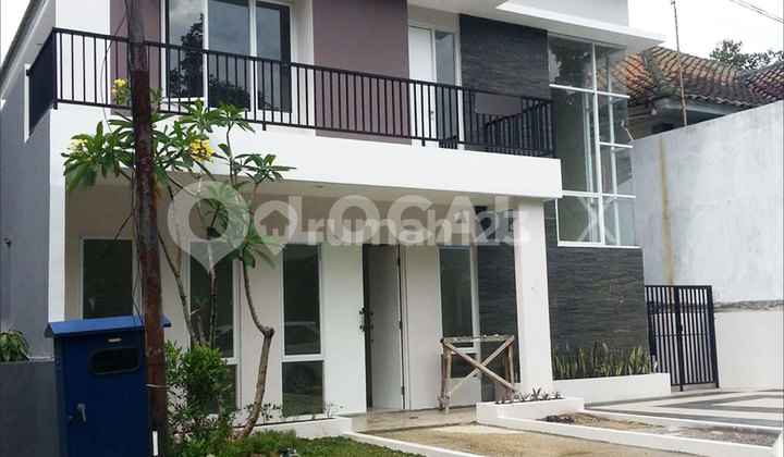 Bukit Jamrud Golf Sentul House, Babakan, Bogor, West Java