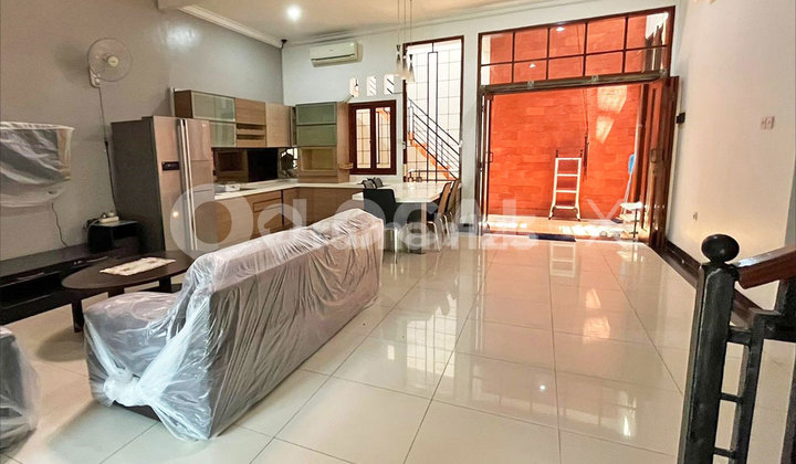 East Kelapa Puan House, Kelapa Gading, North Jakarta