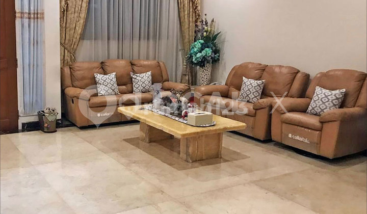 Rumah Kelapa Cengkir Timur Kelapa Gading, Jakarta Utara