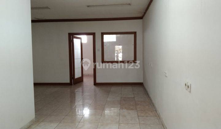 Ruko 3 Lantai di Jalan BKR Pusat Kota Bandung 7