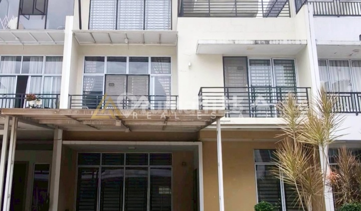 Dijual Cepat Rumah Semi Furnished 3 Lantai di Tropicana Residence Batam Center 1