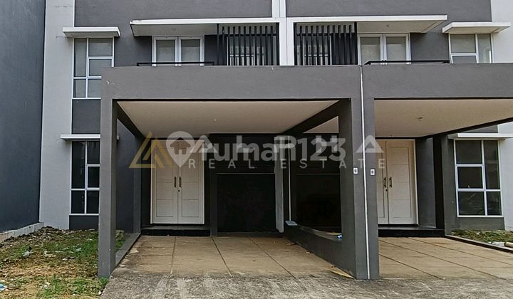 Quick Sale 2-Story Grand Maganda House in Batam Center