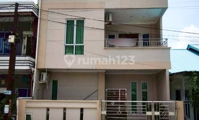 Quick Sale 3-Story House in Nusa Jaya, Seipanas Batam Center