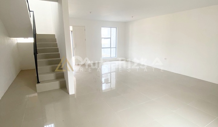 Quick Sale 2-Story Grand Maganda House in Batam Center 2