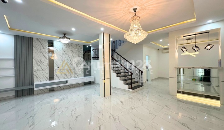 Dijual Cepat Rumah 3 Lantai Full Interior Beverly Green Di Batam Centre 2