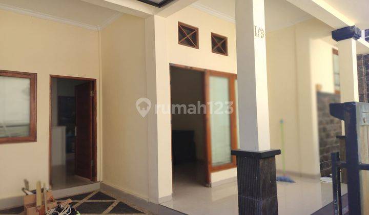 Nice 2 Storey House with One Gate System in Sidakarya 2