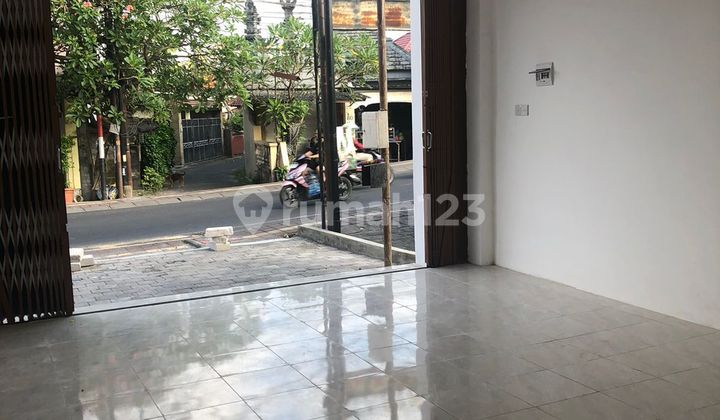 New Fresh 2-Story Shophouse Strategically Located in Padangsambian 2