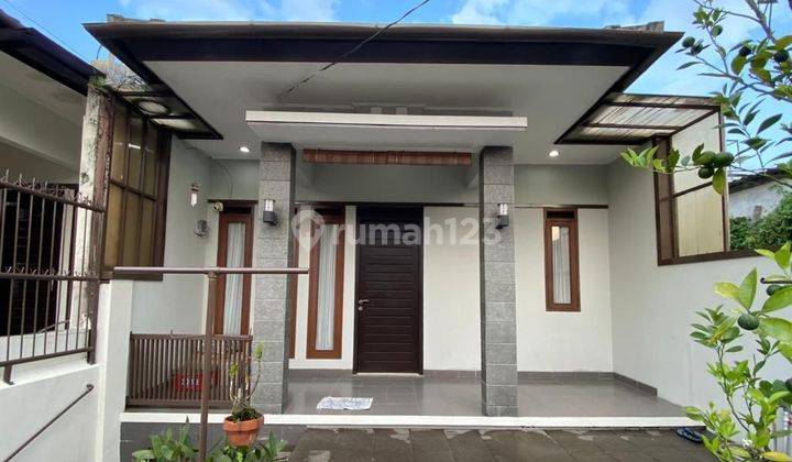 Rumah Bagus, Minimalis, Siap Huni, Tengah Kota, Garasi 1 Mobil di Sayap Pajajaran 2