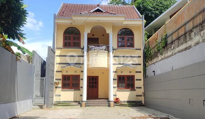 Dijual Cepat Runah Lux Bagus Minimalis di Setra Duta Cemara 2