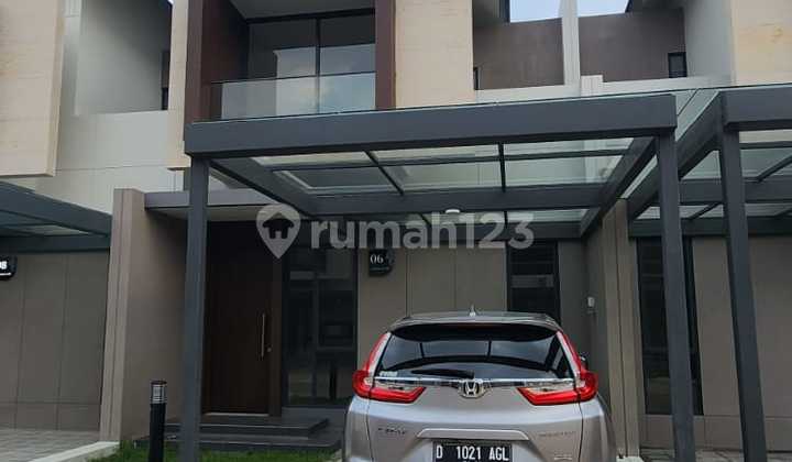 Price Drop!! Beautiful 2-Story Exclusive Ready-to-Live House in Podomoro Park