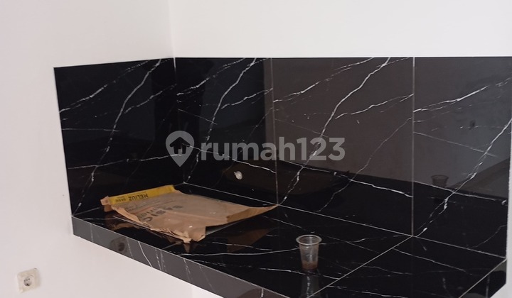 New Ready-to-Use Strategic Business Ruko on Lembang Main Road 2