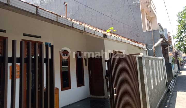 House Ready to Occupy with One Car Access in Moch Toha Wing 2
