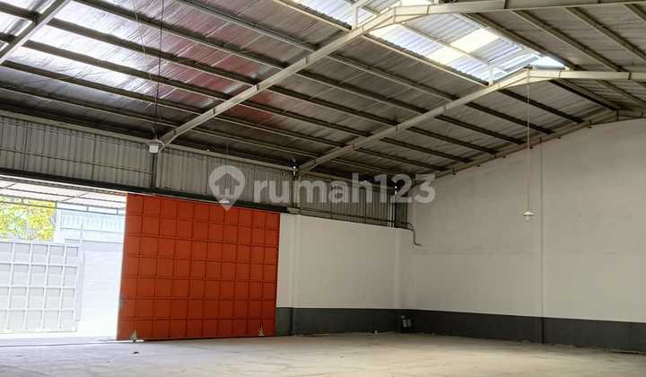 Clean, New, Ready-to-Use Warehouse in Caringin