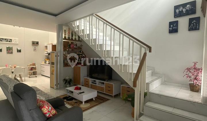 Minimalist Fully Furnished Luxury House Ready to Occupy in Nusa Cisangkan Cimahi 2