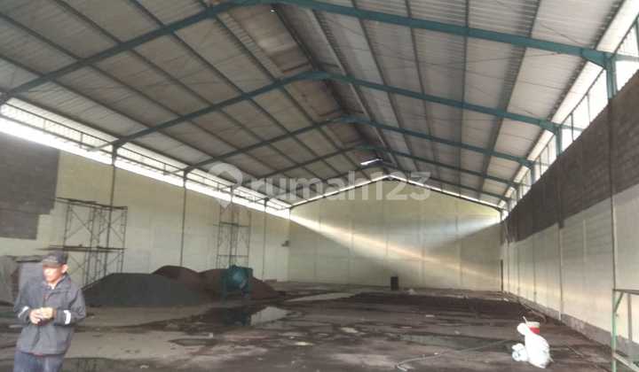 Ready-to-Use Warehouse for Rent, Good Strategic Location in Padalarang