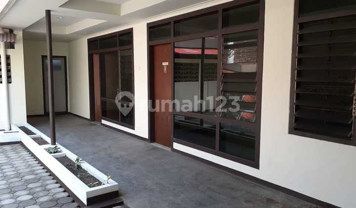 Well-Maintained House Suitable for Cafe/Office/Living in Pajajaran Wing, Strategic Location 1