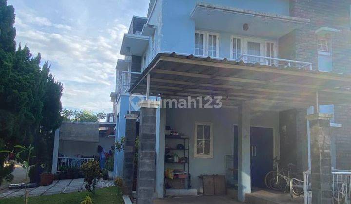 Dijual Rumah siap Huni Hook 2 Lantai di Raffles Hills Cibubur 2