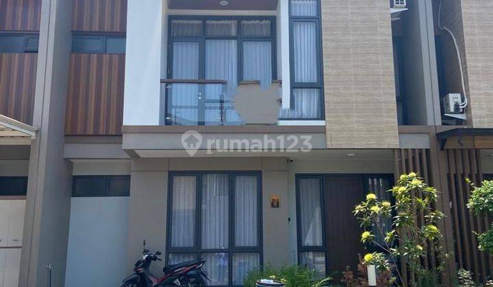 Dijual rumah 2 lantai siap huni di kota wisata cibubur 1