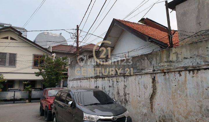 BU  Rumah Tua Hitung Tanah Di Pancoran Jaksel Cocok Utk Kos 2