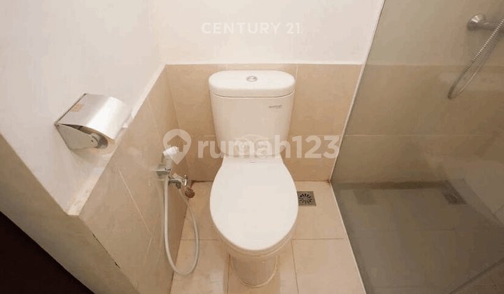 Hotel for Sale in Cianjur with a Scenic View 2