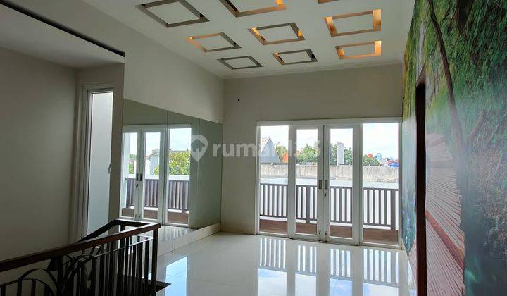 Dijual Rumah Brand New 3 Lantai Strategis Ada Pool di Ampera Kemang, Jaksel  2