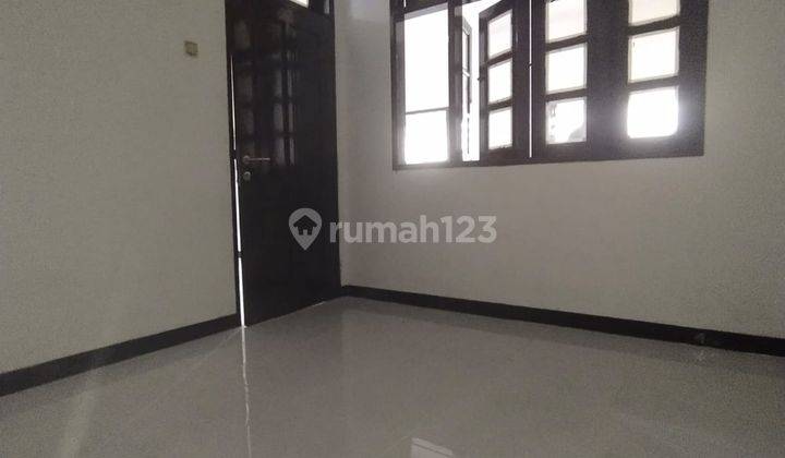 Gedung 3lantai Ex.bank di Sunter Jakarta Utara. 9