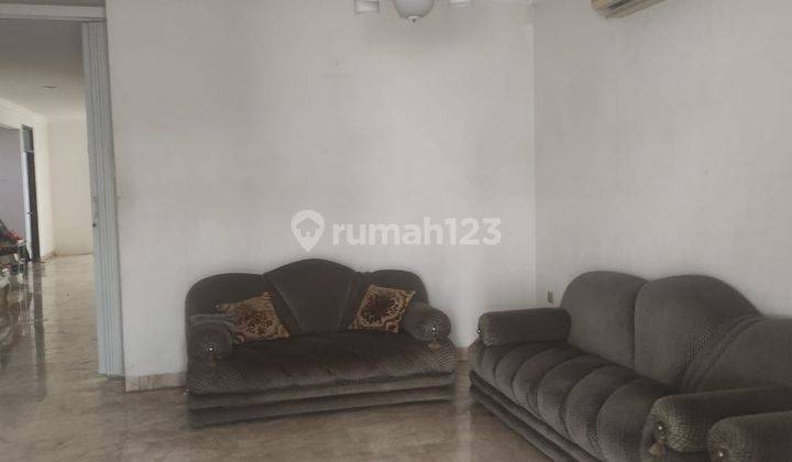 Dijual Cepat Rumah Dalam Komplek Strategis di Tomang Jakbar 2