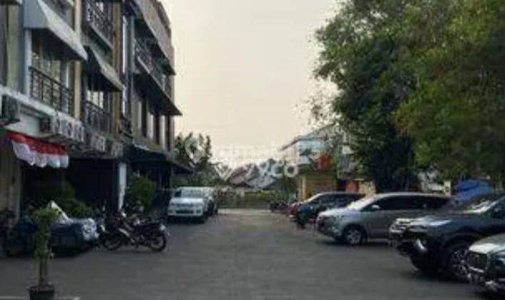 Disewakan Ruko 3 Lt di Jl Angsana Pejaten Timur Jakarta Selatan 1