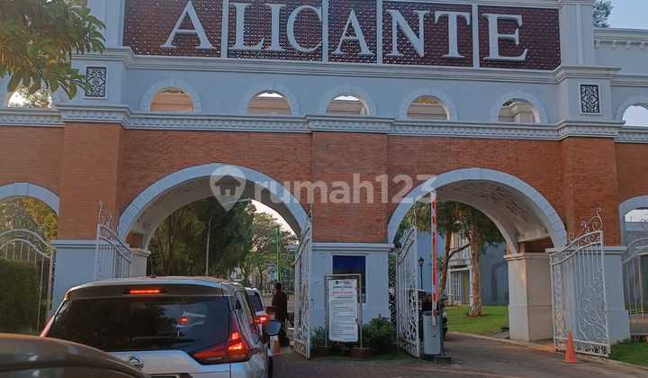 Dijual Cepat Rumah Mewah Modern Dalam Cluster Alicante Gading Serpong 1