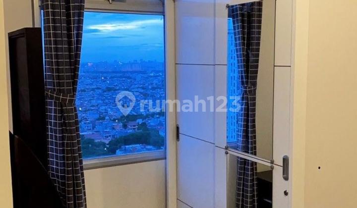 Unit Studio Apartemen Green Lake Sunter Jakarta Utara View Danau & Free AC