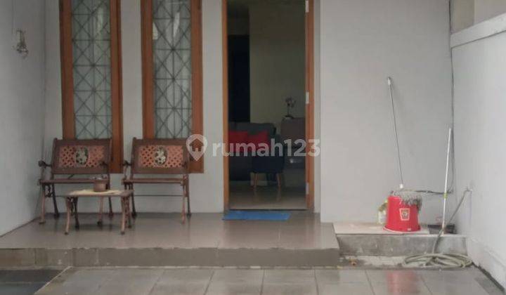 Disewakan Cepat Rumah Asri Semi Furnish Senopati Kebayoran Baru 1